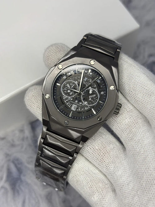 Hublot Diamond Cut Skeleton Watch - Black