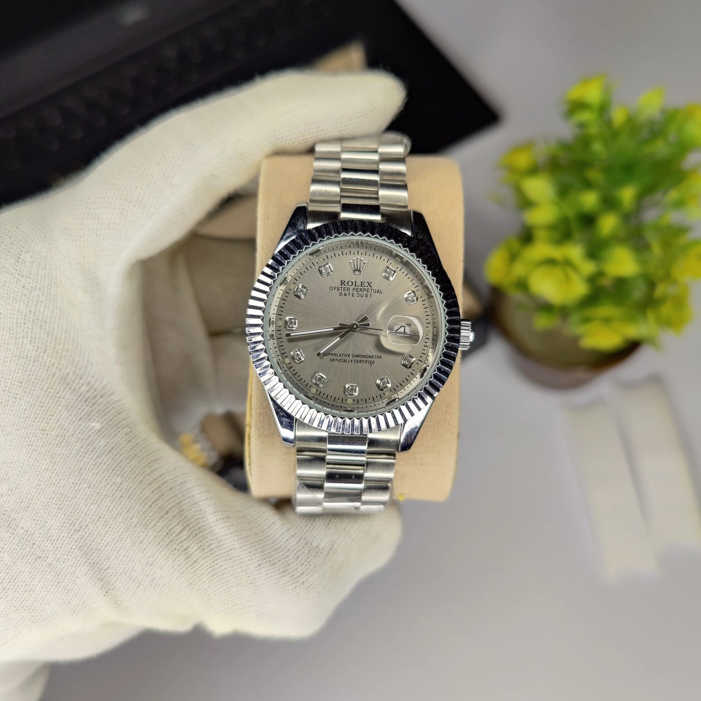Rolex - Silver & Grey - Date Just