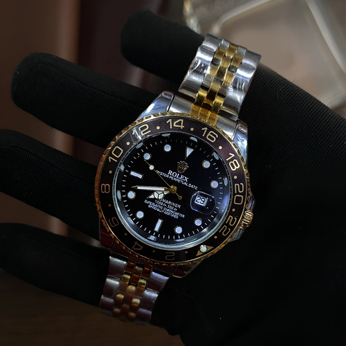 Rolex - Black & Gold - Submariner