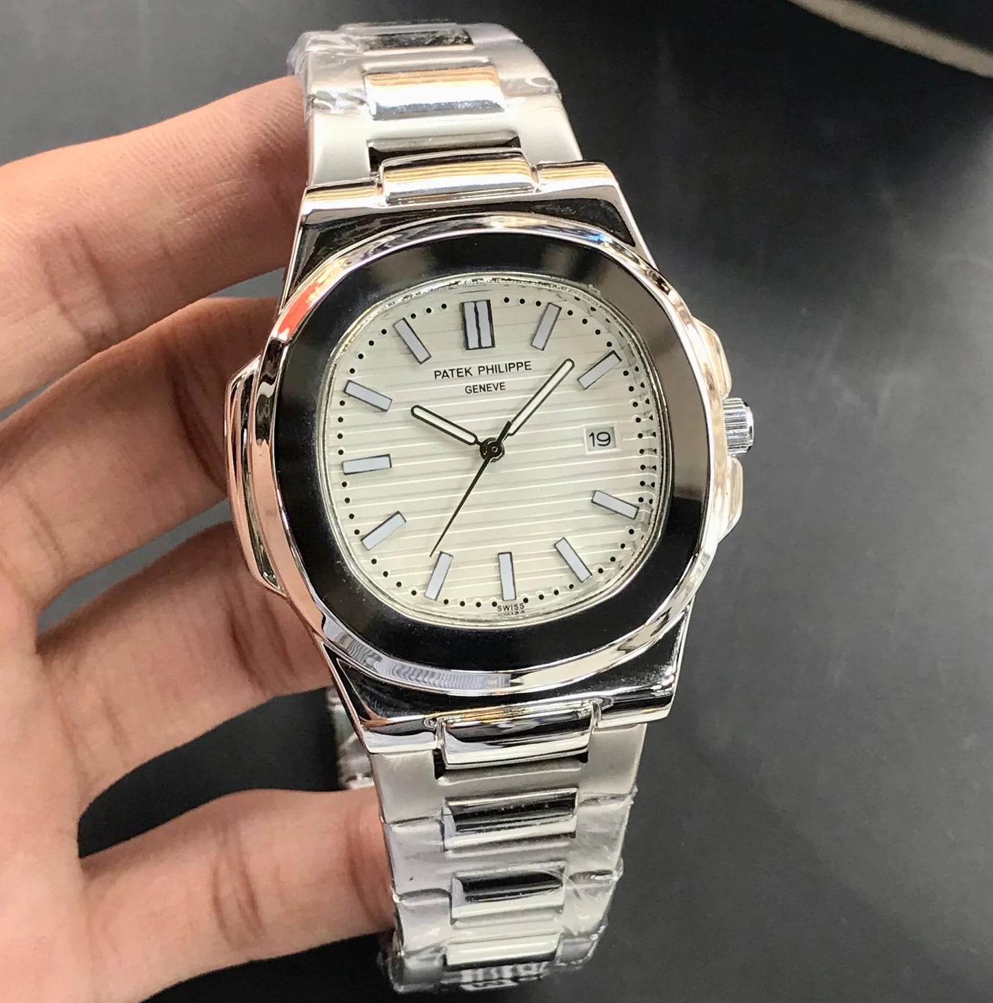Patek Philippe - White - Chain