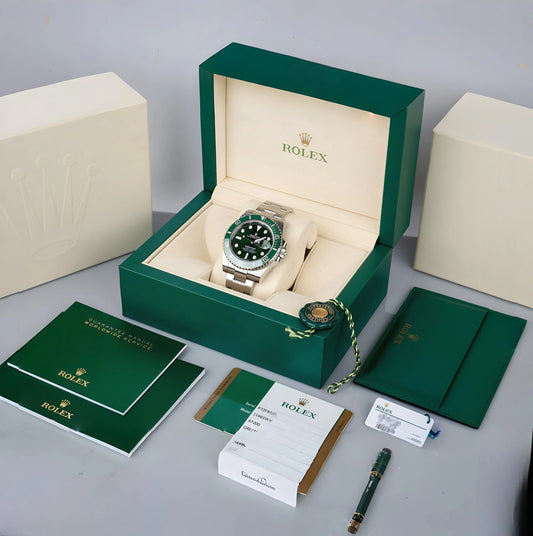 Rolex - Green & Gold - Submariner